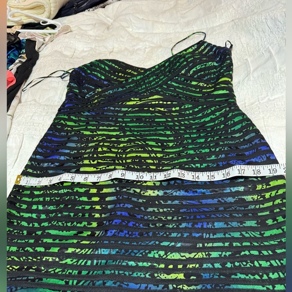 JS Collections Bodycon Illusion Dress - Picture 4 of 6